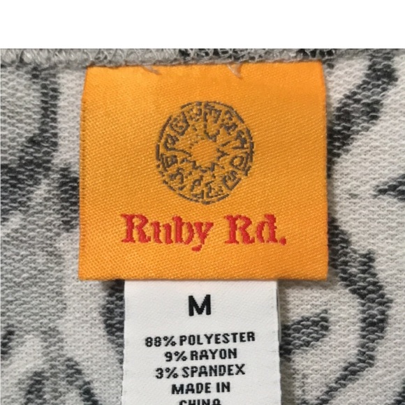 NWT Ruby Rd Comfort Zone Abstract Patchwork Printed woman pullover blouses. Sz M - Picture 10 of 11